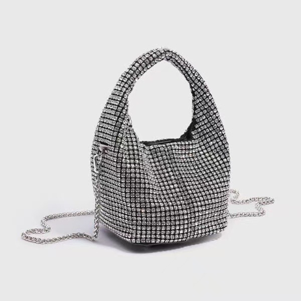 R009  HAND BAG WEDDING WOMEN
last barcode