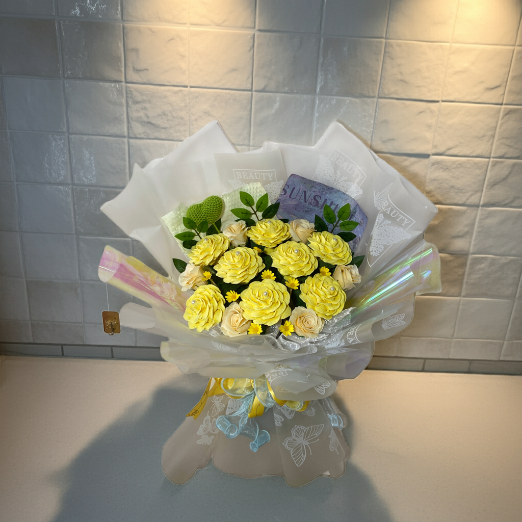 Golden Sunrise Rose Bouquet