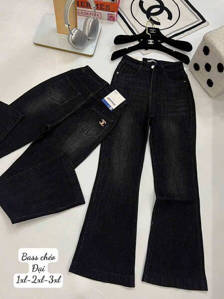 ខោវជើងប៉ាត់ ពណ៏៏ខ្មៅ