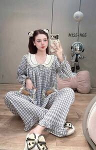 ឈុតគេង សាច់ទន់​ ពណ៍ប្រផេះ