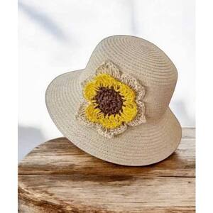 មួកពណ៏ប្រផេះ