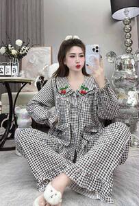 ឈុតគេង សាច់ទន់ ពណ៍ខ្មៅ