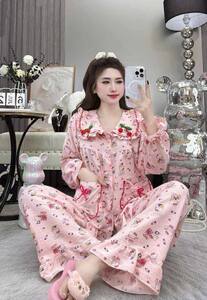 ឈុតគេង សាច់ទន់ ពណ៍ផ្កាឈូក